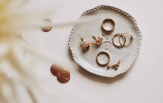 how-to-clean-fake-jewelry