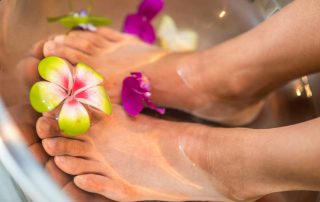 Essential-Nail-Tools-For-Doing-Pedicare