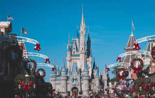Things-You-Need-To-Know-About-Disney-Pin-Trading