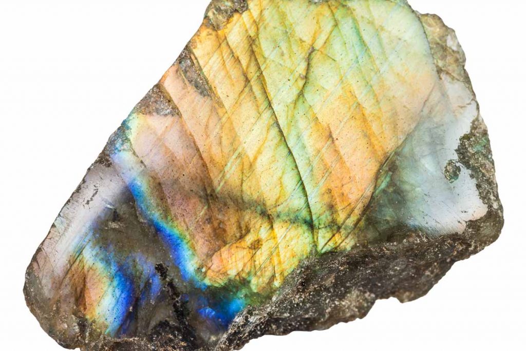 What Are The Healing Properties Of Labradorite? - Beadnova