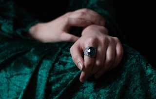 black-moonstone