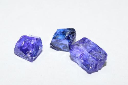 Purple Crystals List Names Meaning Healing And Uses Beadnova 4508