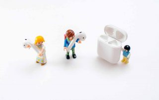 Make-Your-AirPods-Less-Easy-to-Lose