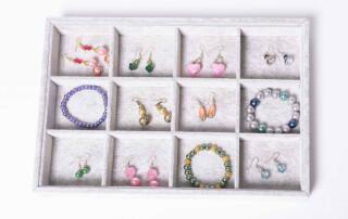 organise jewelry